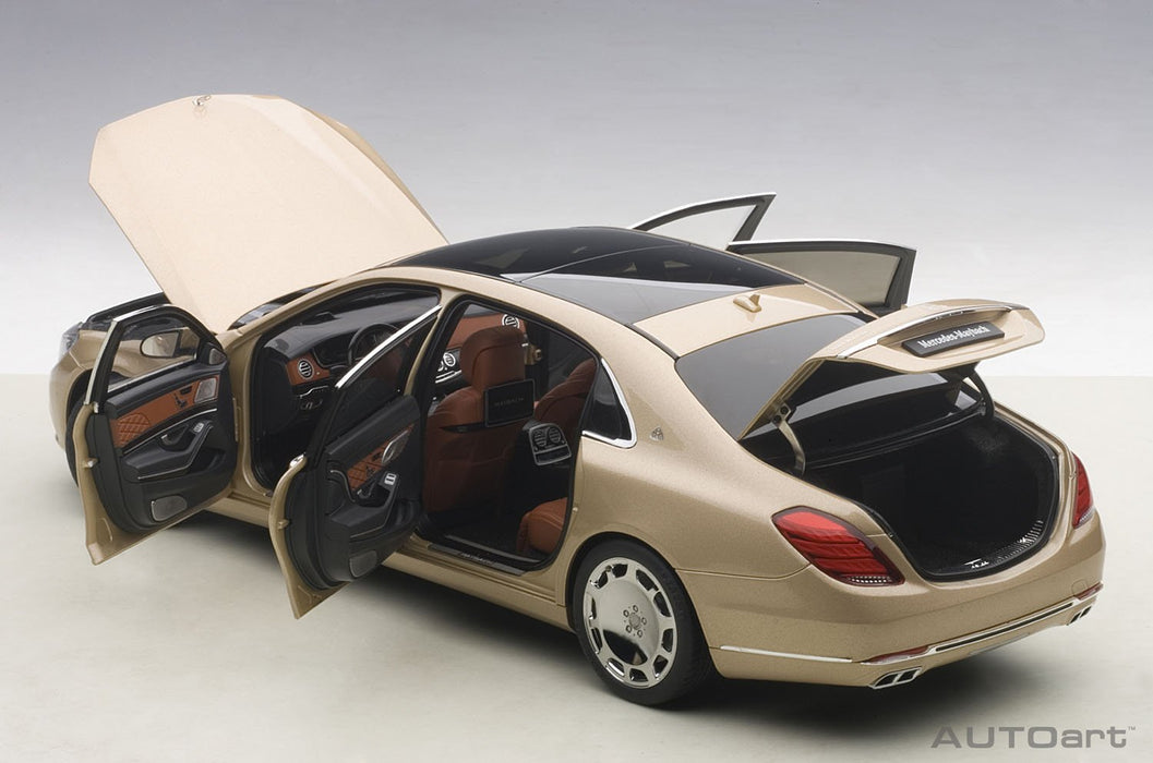 Autoart 1/18 Mercedes-Maybach S 600 Champagne Gold