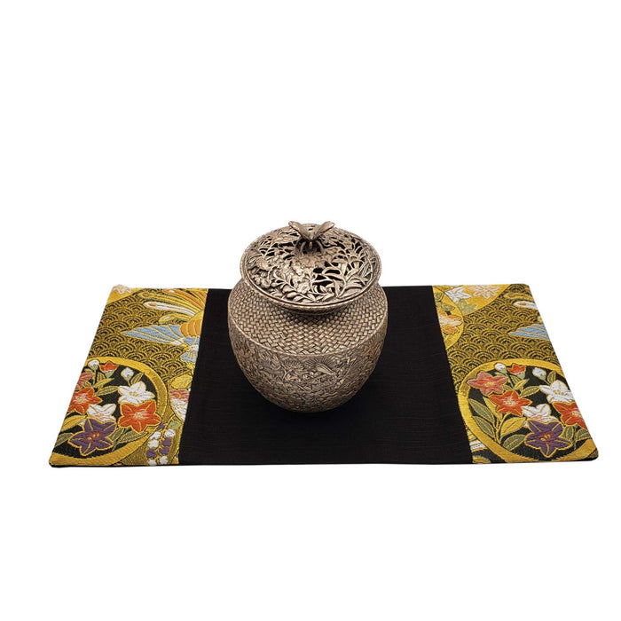 Shinsendo Japanese Vase Mat Figurine Incense Burner - Perfect for Japanese-Style Rooms with Obi-like Texture