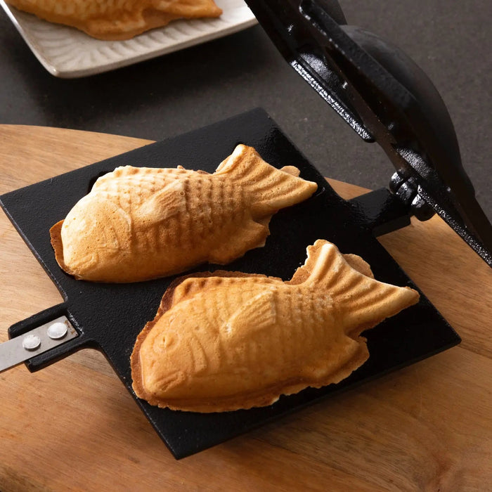 Iwachu Nambu Cast Iron Taiyaki Fish Waffle Maker