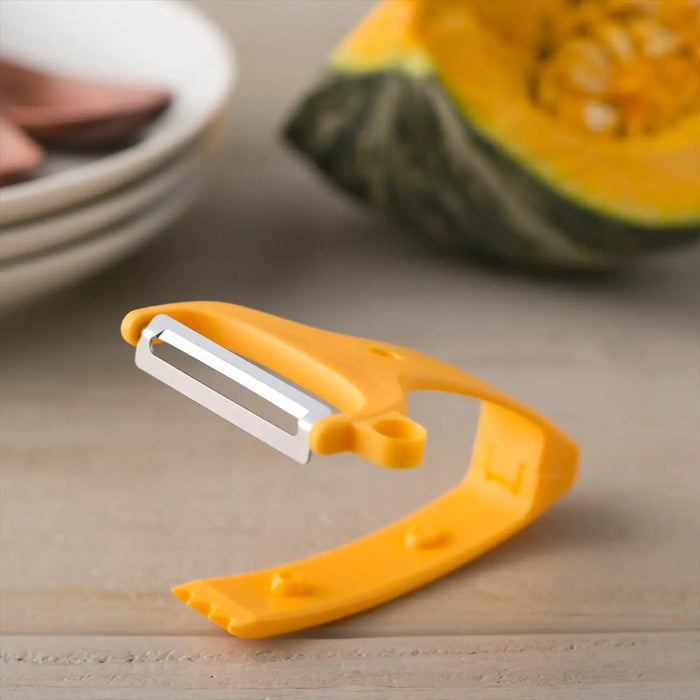 Kai Stainless Steel Peeler - Efficient Pumpkin Peeling Tool