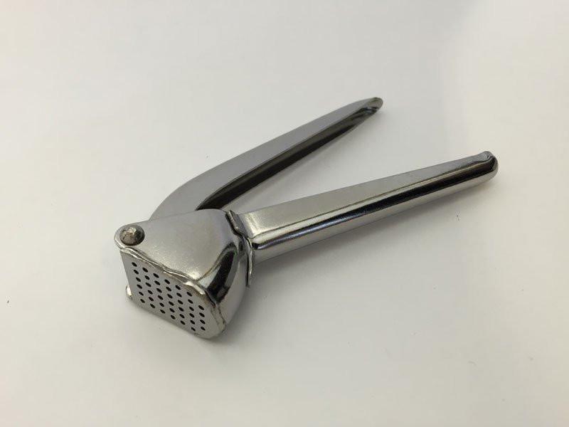 Premium Yamagi 18-0 Stainless Steel Garlic Press - Authentic Japanese Craftsmanship